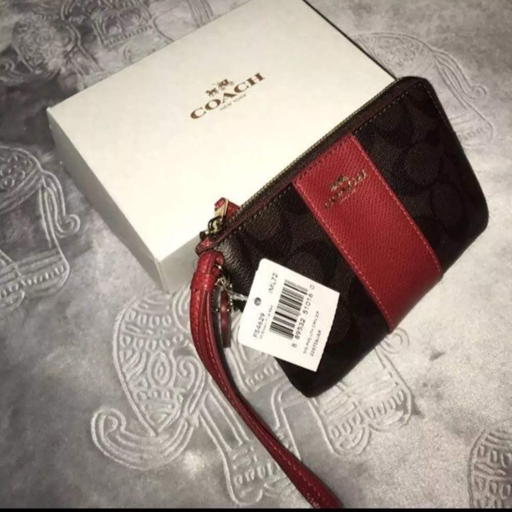 Coach wristlet - Picture 5 of 8